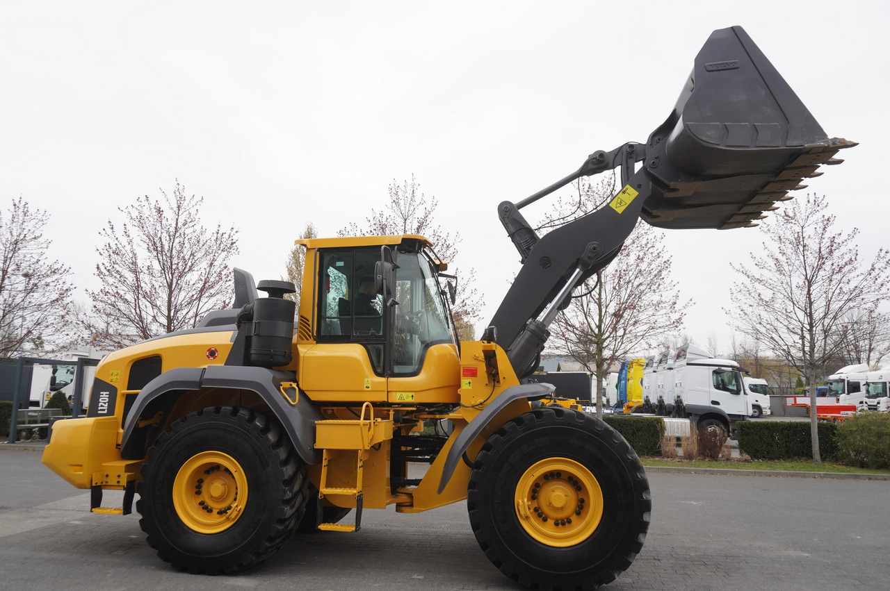 VOLVO L120H - Pá carregadora de rodas: foto 5 VOLVO L120H - Pá carregadora de rodas: foto 5