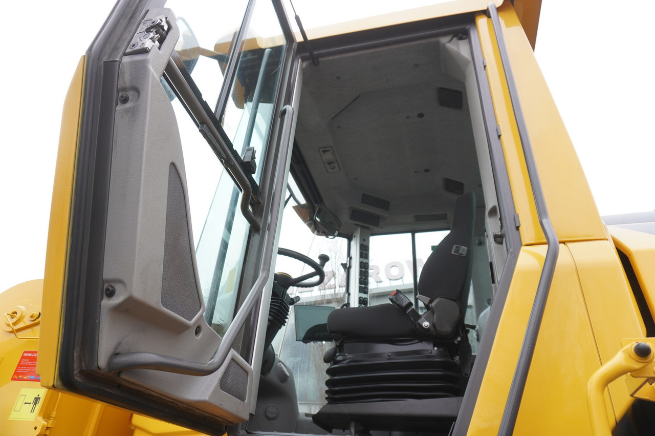 Pá carregadora de rodas VOLVO L120H: foto 24