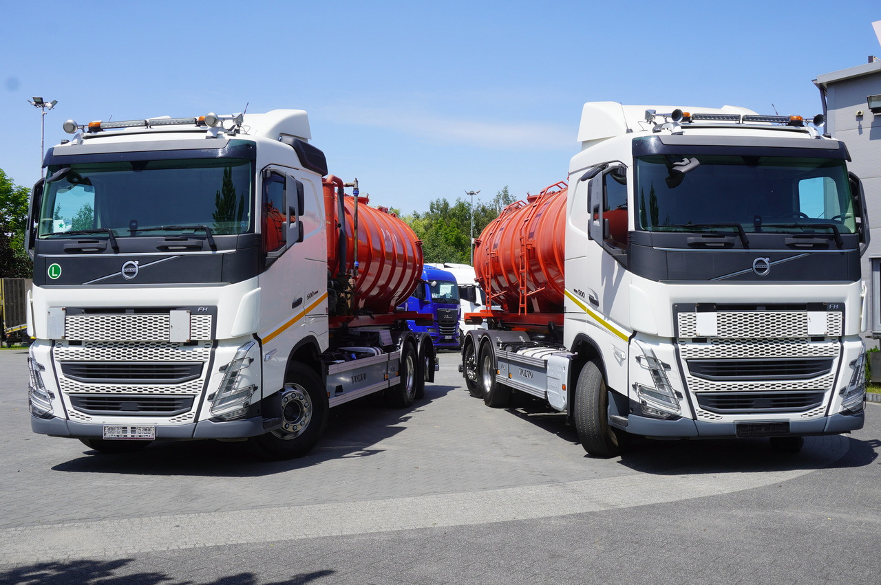 VOLVO Volvo FH 500 / Septic barrel 13000 l / Hook lift 21 t / 2022 / 3rd axle steered / 2 units - Cisterna de chorume: foto 3 VOLVO Volvo FH 500 / Septic barrel 13000 l / Hook lift 21 t / 2022 / 3rd axle steered / 2 units - Cisterna de chorume: foto 3