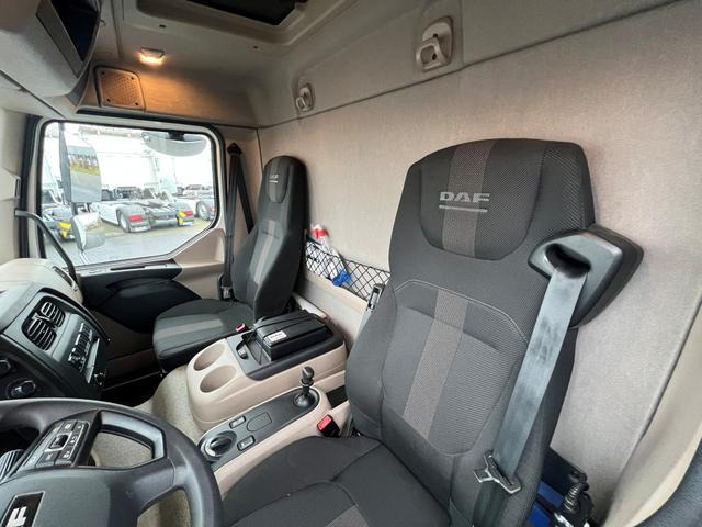 DAF XB 290 FA 16 to. Curtainsider LBW 1.5 Tonnen AHK - Camião de lona: foto 3 DAF XB 290 FA 16 to. Curtainsider LBW 1.5 Tonnen AHK - Camião de lona: foto 3