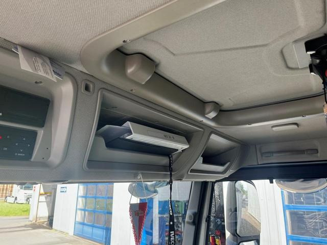 Iveco SWay 400 Lamberet Tiefkühlkoffer Thermo King LBW - Camião frigorífico: foto 5 Iveco SWay 400 Lamberet Tiefkühlkoffer Thermo King LBW - Camião frigorífico: foto 5