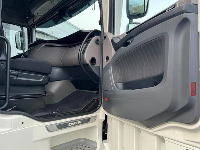 Tractor DAF XF 480 FT SSC Retarder Standklima 2-K Hydraulik: foto 10