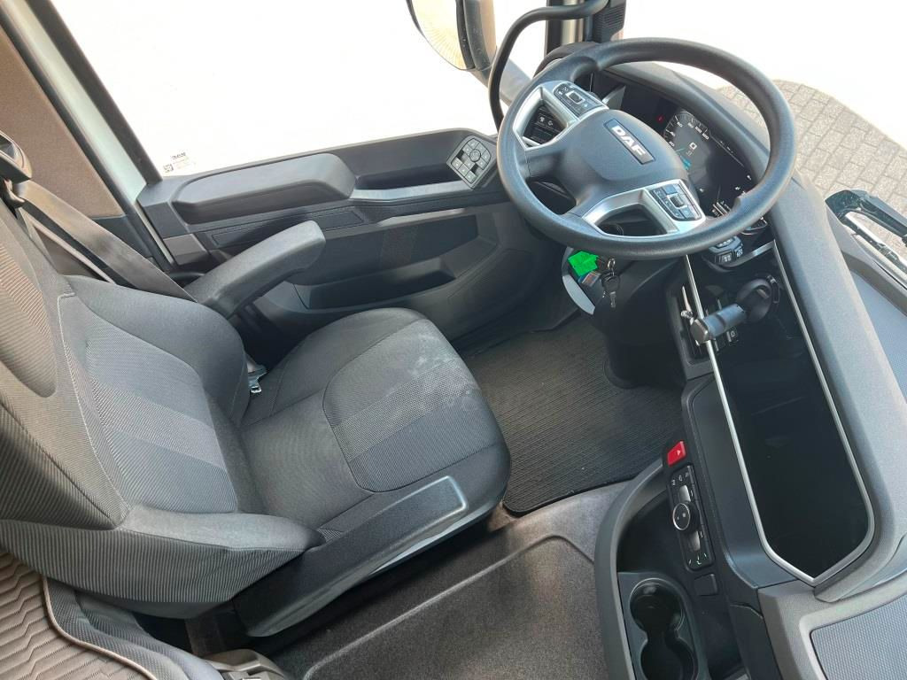 DAF XFn 480 FT Intarder 2xTank 1.105 L Vollspoiler - Tractor: foto 5 DAF XFn 480 FT Intarder 2xTank 1.105 L Vollspoiler - Tractor: foto 5