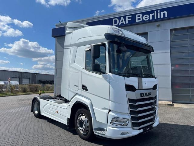 DAF XFn 480 FT Intarder 2xTank 1.105 L Vollspoiler - Tractor: foto 1 DAF XFn 480 FT Intarder 2xTank 1.105 L Vollspoiler - Tractor: foto 1