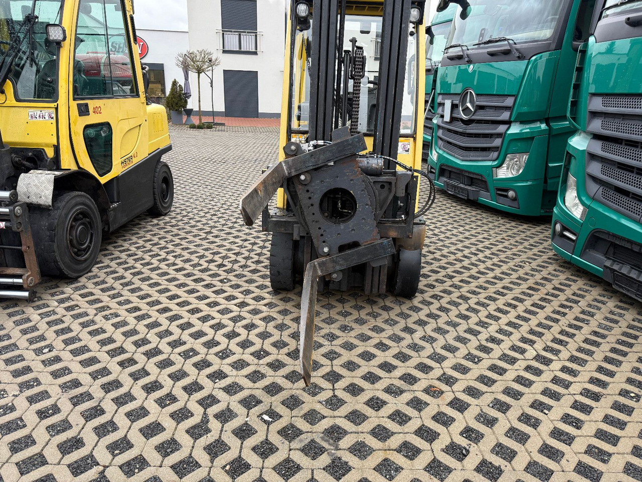 Hyster H1,6 FT drehbare Klammergabel Hyster H1,6 FT drehbare Klammergabel - Empilhador a gás: foto 3 Hyster H1,6 FT drehbare Klammergabel Hyster H1,6 FT drehbare Klammergabel - Empilhador a gás: foto 3
