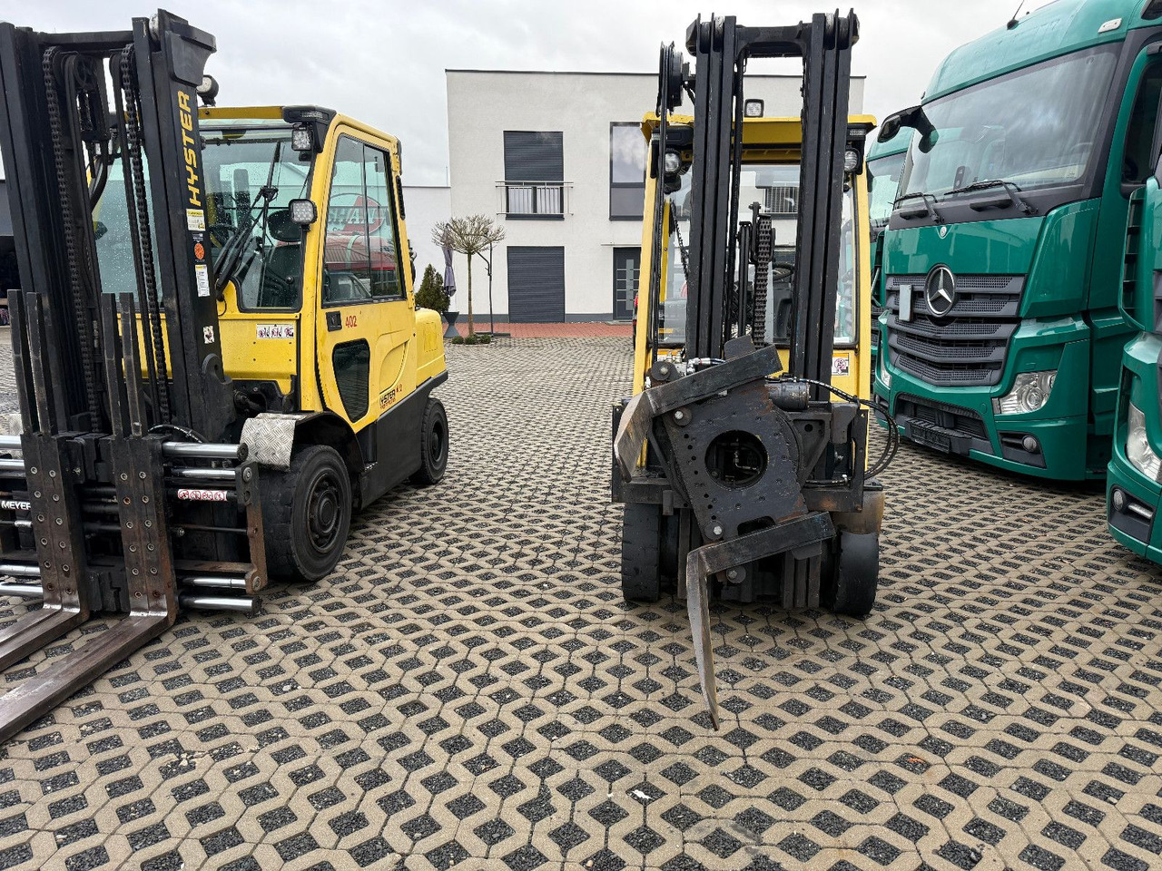 Hyster H1,6 FT drehbare Klammergabel Hyster H1,6 FT drehbare Klammergabel - Empilhador a gás: foto 5 Hyster H1,6 FT drehbare Klammergabel Hyster H1,6 FT drehbare Klammergabel - Empilhador a gás: foto 5