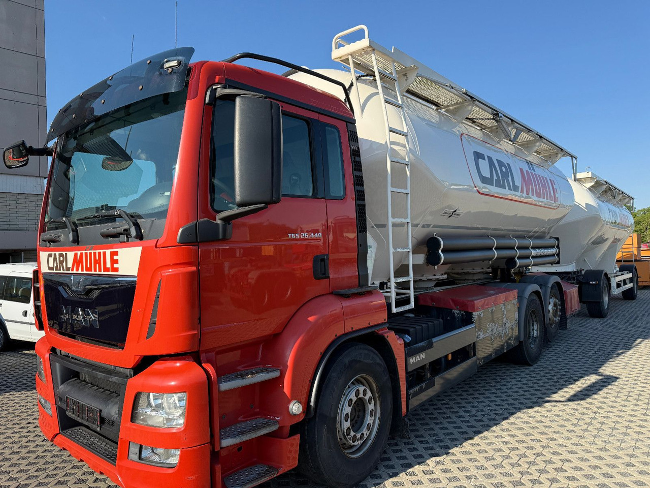 MAN TGS 26,440 Silo 31m³ Getreide Staub Rieselgüter - Caminhão limpa fossa: foto 4 MAN TGS 26,440 Silo 31m³ Getreide Staub Rieselgüter - Caminhão limpa fossa: foto 4
