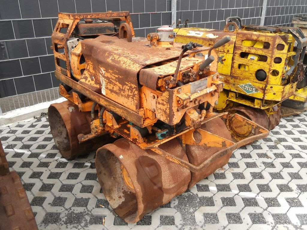 Rammax RW 1402 - Compactador pequeno de asfalto: foto 1 Rammax RW 1402 - Compactador pequeno de asfalto: foto 1
