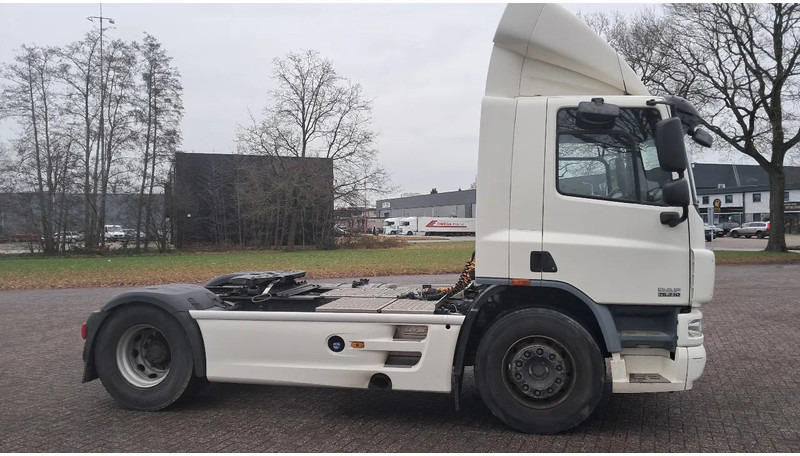 DAF CF 75 310 Daycabin Manual Euro 5 - Tractor: foto 4 DAF CF 75 310 Daycabin Manual Euro 5 - Tractor: foto 4