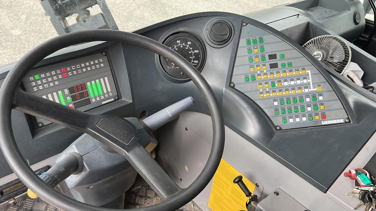 Grua móvel Liebherr LTM 1090 4.1: foto 18