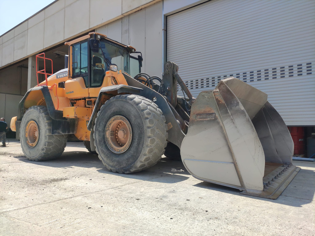 VOLVO L150H - Pá carregadora de rodas: foto 3 VOLVO L150H - Pá carregadora de rodas: foto 3