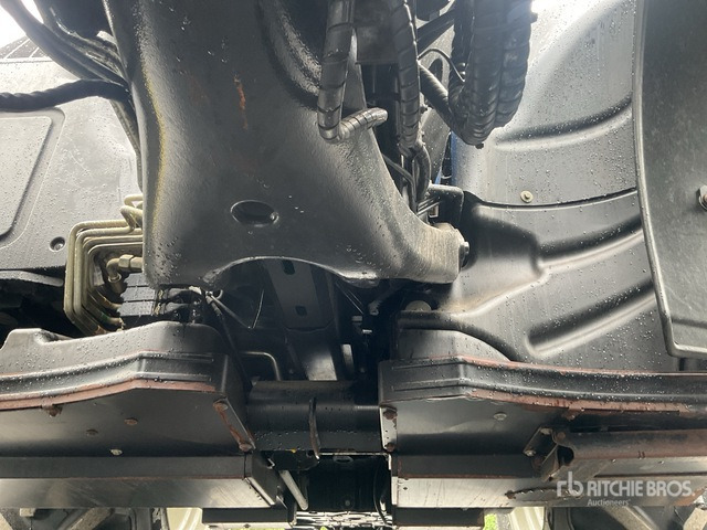 2016 New Holland T 7.315 Auto Command HD 4WD Tractor - Trator: foto 5 2016 New Holland T 7.315 Auto Command HD 4WD Tractor - Trator: foto 5