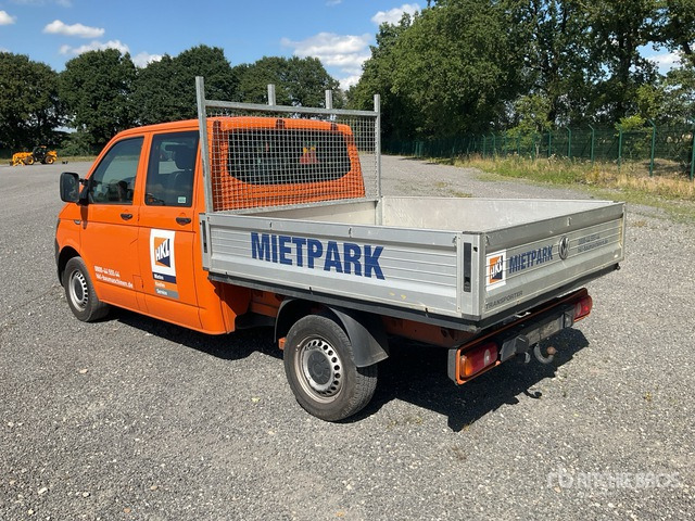2019 Volkswagen T6 Transporter 4x2 Crew Cab Flatbed Truck - Camião de caixa aberta/ Plataforma: foto 3 2019 Volkswagen T6 Transporter 4x2 Crew Cab Flatbed Truck - Camião de caixa aberta/ Plataforma: foto 3