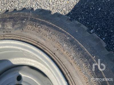 DELITIRE AW Quantity of (2) 260/75-15.3 (Un ... - Roda completa: foto 5 DELITIRE AW Quantity of (2) 260/75-15.3 (Un ... - Roda completa: foto 5