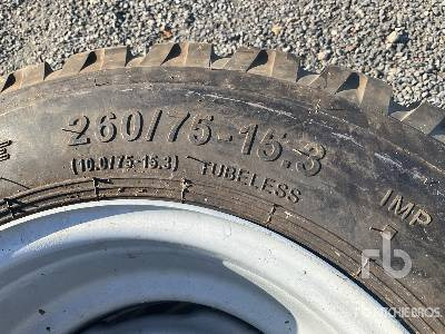 DELITIRE AW Quantity of (2) 260/75-15.3 (Un ... - Roda completa: foto 4 DELITIRE AW Quantity of (2) 260/75-15.3 (Un ... - Roda completa: foto 4