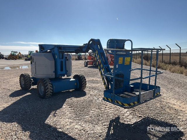 2006 Genie Z34/22 4WD Diesel Articulating Boom Lift - Plataforma articulada: foto 3 2006 Genie Z34/22 4WD Diesel Articulating Boom Lift - Plataforma articulada: foto 3