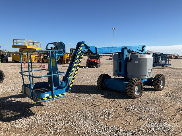 2006 Genie Z34/22 4WD Diesel Articulating Boom Lift - Plataforma articulada: foto 4 2006 Genie Z34/22 4WD Diesel Articulating Boom Lift - Plataforma articulada: foto 4