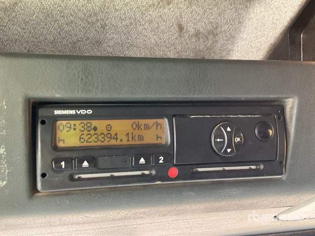 2008 MAN TGA H414FFDC 8x4 Mixer Truck - Camião betoneira: foto 3 2008 MAN TGA H414FFDC 8x4 Mixer Truck - Camião betoneira: foto 3