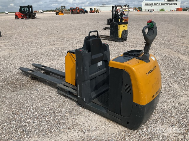 2009 Jungheinrich ECE225 Electric Pallet Jack - Porta-palete: foto 4 2009 Jungheinrich ECE225 Electric Pallet Jack - Porta-palete: foto 4