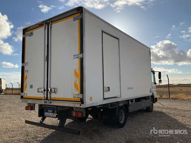 2012 Mercedes-Benz Atego 1018 4x2 Refrigerated Truck - Camião frigorífico: foto 4 2012 Mercedes-Benz Atego 1018 4x2 Refrigerated Truck - Camião frigorífico: foto 4