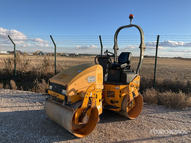 2013 Ammann ARX26 Double Drum Roller - Compactador de asfalto: foto 1 2013 Ammann ARX26 Double Drum Roller - Compactador de asfalto: foto 1