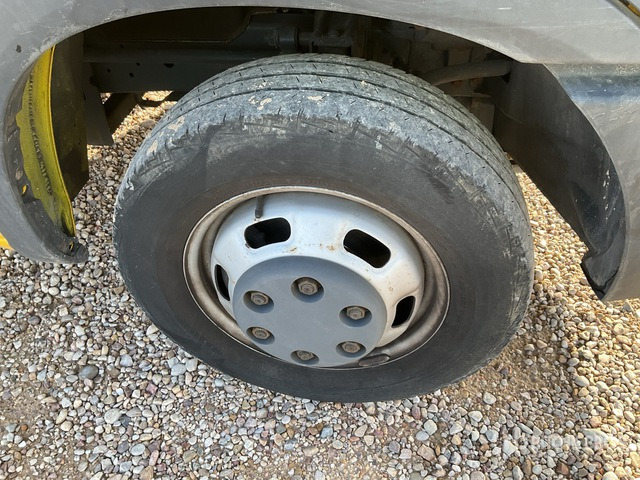 2013 Iveco 40C14G 1994 Hiab 015 1200 kg Straight ... Flatbed Truck with Crane - Camião de caixa aberta/ Plataforma: foto 5 2013 Iveco 40C14G 1994 Hiab 015 1200 kg Straight ... Flatbed Truck with Crane - Camião de caixa aberta/ Plataforma: foto 5