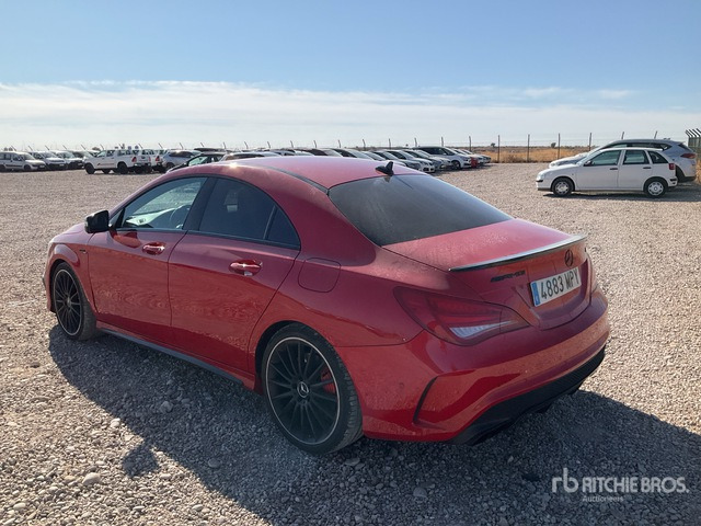 2016 Mercedes-Benz AMG CLA 45 Automobile - Coupé: foto 3 2016 Mercedes-Benz AMG CLA 45 Automobile - Coupé: foto 3