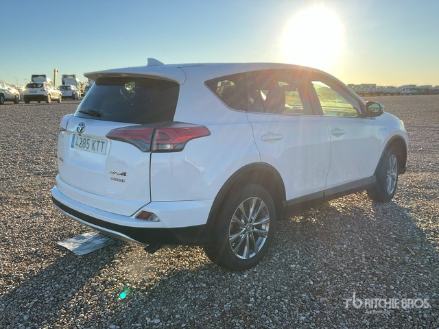 2019 Toyota RAV4 Hybrid SUV - SUV: foto 3 2019 Toyota RAV4 Hybrid SUV - SUV: foto 3