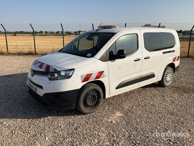 2020 Toyota Proace Passenger Van - Minibus, Furgão de passageiros: foto 2 2020 Toyota Proace Passenger Van - Minibus, Furgão de passageiros: foto 2