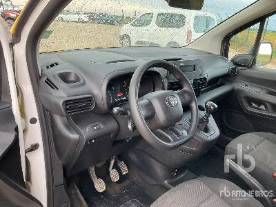 Furgão TOYOTA PROACE: foto 8
