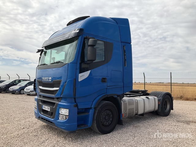 2017 Iveco Stralis 440 4x2 S/A Sleeper Truck Tractor - Tractor: foto 2 2017 Iveco Stralis 440 4x2 S/A Sleeper Truck Tractor - Tractor: foto 2