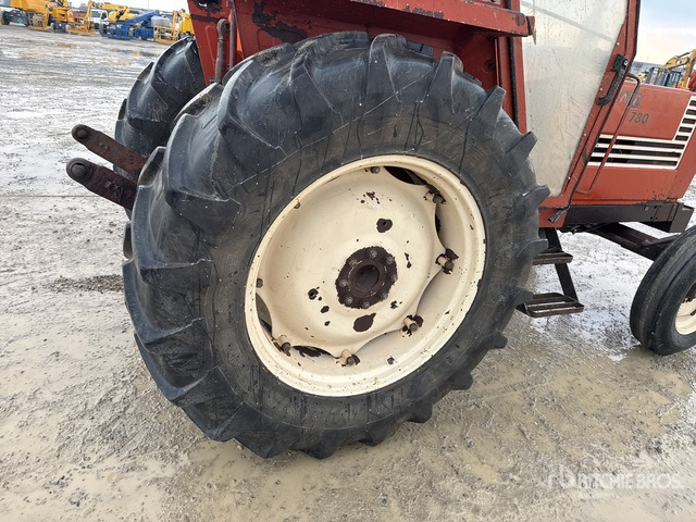 1983 Fiat 780 2WD Tractor - Trator: foto 4 1983 Fiat 780 2WD Tractor - Trator: foto 4