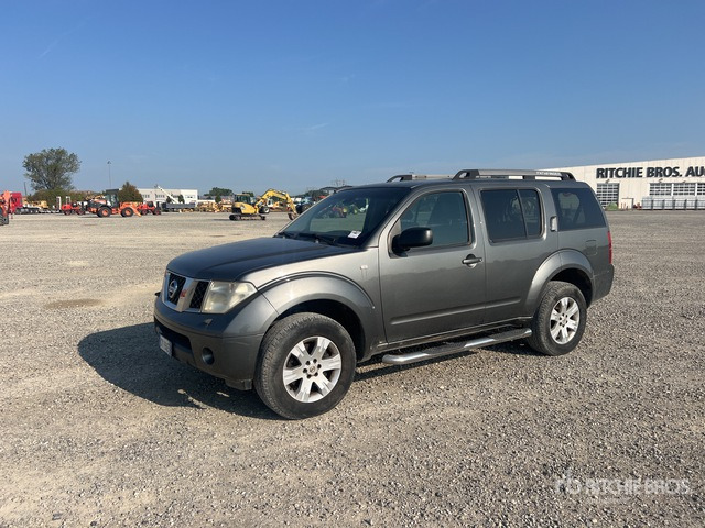 2006 Nissan Pathfinder SUV - SUV: foto 2 2006 Nissan Pathfinder SUV - SUV: foto 2