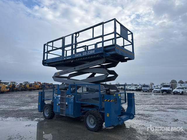 2007 Genie GS3384 Diesel Scissor Lift - Plataforma de Tijera/ Plataforma de tesoura: foto 3 2007 Genie GS3384 Diesel Scissor Lift - Plataforma de Tijera/ Plataforma de tesoura: foto 3