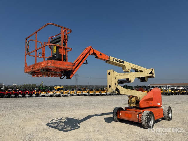 2008 JLG E450AJ Piattaforma monobraccio articolata - Plataforma articulada: foto 2 2008 JLG E450AJ Piattaforma monobraccio articolata - Plataforma articulada: foto 2