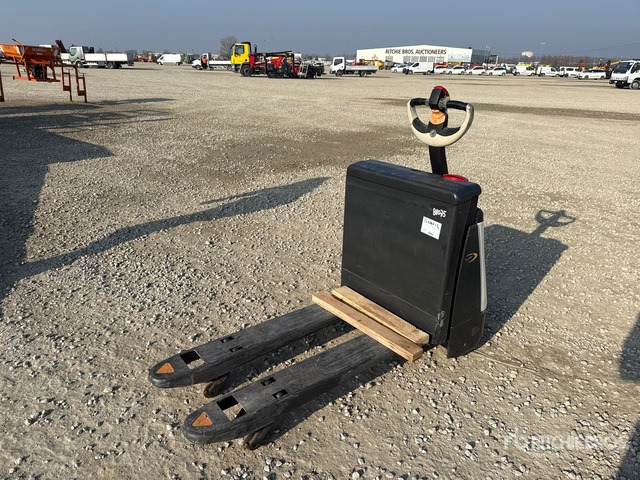 2010 Crown WP2315 Electric Pallet Jack - Porta-palete: foto 1 2010 Crown WP2315 Electric Pallet Jack - Porta-palete: foto 1