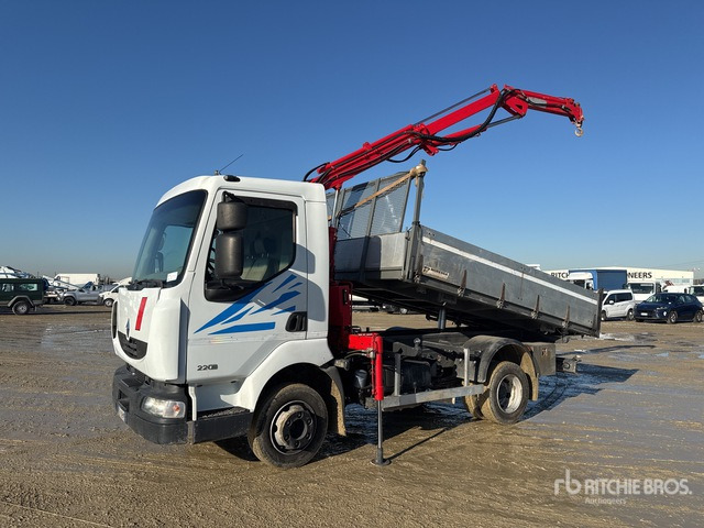 2010 Renault Midlum 220.08 1981 C.O.M.A. C330B on 4x2 Dump Truck with Crane - Camião basculante: foto 1 2010 Renault Midlum 220.08 1981 C.O.M.A. C330B on 4x2 Dump Truck with Crane - Camião basculante: foto 1