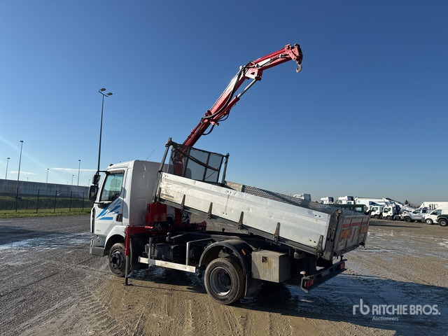 2010 Renault Midlum 220.08 1981 C.O.M.A. C330B on 4x2 Dump Truck with Crane - Camião basculante: foto 2 2010 Renault Midlum 220.08 1981 C.O.M.A. C330B on 4x2 Dump Truck with Crane - Camião basculante: foto 2