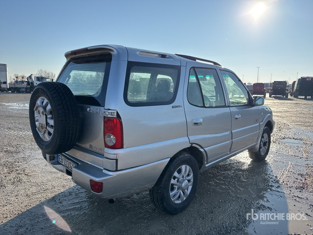 2010 TATA Safari SUV - SUV: foto 3 2010 TATA Safari SUV - SUV: foto 3