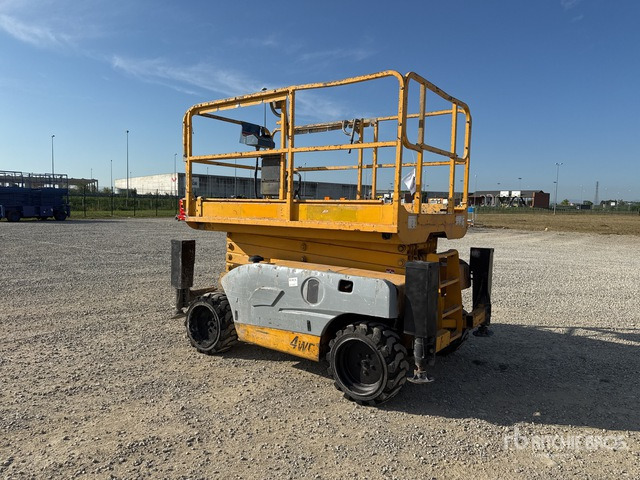 2011 Haulotte Compact12DX (Inoperable) Scissor Lift - Plataforma de Tijera/ Plataforma de tesoura: foto 3 2011 Haulotte Compact12DX (Inoperable) Scissor Lift - Plataforma de Tijera/ Plataforma de tesoura: foto 3