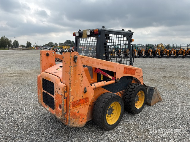2012 Komatsu SK714-2 High Flow Skid Steer Loader - Mini pá carregadora: foto 3 2012 Komatsu SK714-2 High Flow Skid Steer Loader - Mini pá carregadora: foto 3