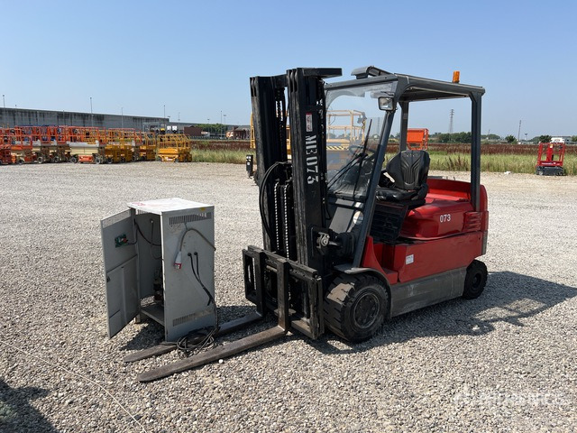 2012 Toyota 7FBMF30 3000 kg (Inoperable) Electric Forklift - Empilhador elétrico: foto 4 2012 Toyota 7FBMF30 3000 kg (Inoperable) Electric Forklift - Empilhador elétrico: foto 4