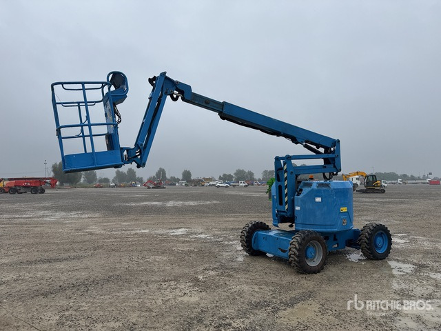 2014 Genie Z-34/22 Diesel Articulating Boom Lift - Plataforma articulada: foto 2 2014 Genie Z-34/22 Diesel Articulating Boom Lift - Plataforma articulada: foto 2