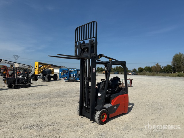2014 Linde E15-02 1500 kg Electric Forklift - Empilhador elétrico: foto 2 2014 Linde E15-02 1500 kg Electric Forklift - Empilhador elétrico: foto 2