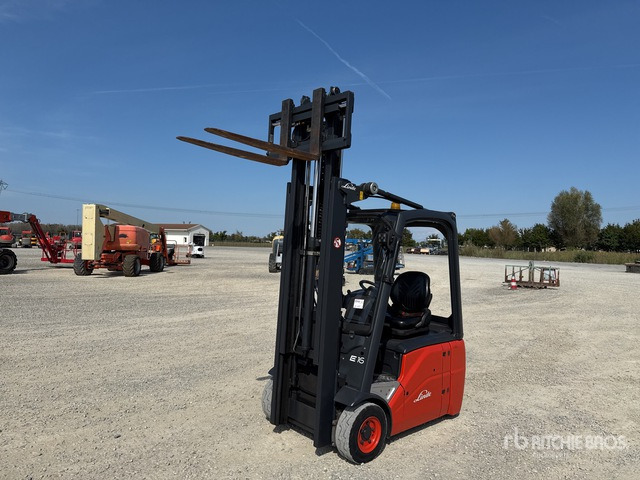 2014 Linde E16C-01 1600 kg Electric Forklift - Empilhador elétrico: foto 1 2014 Linde E16C-01 1600 kg Electric Forklift - Empilhador elétrico: foto 1