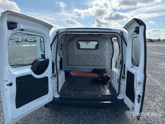 2015 Fiat Fiorino Autocarro furgonato - Furgão compacto: foto 5 2015 Fiat Fiorino Autocarro furgonato - Furgão compacto: foto 5
