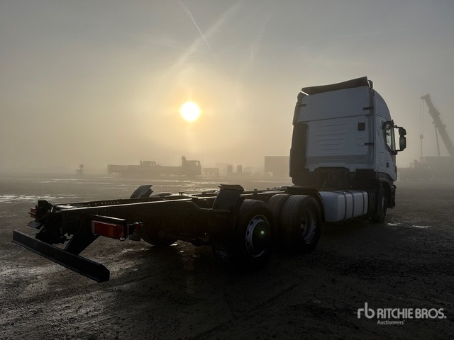 2015 Iveco Stralis 500 Cab and Chassis - Camião chassi: foto 3 2015 Iveco Stralis 500 Cab and Chassis - Camião chassi: foto 3
