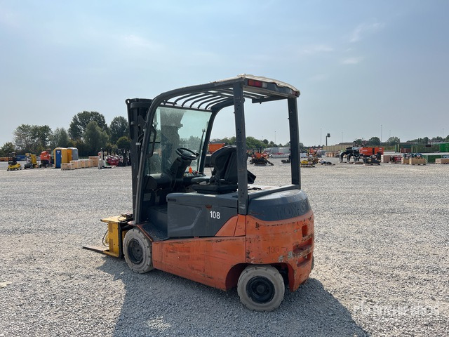 2015 Toyota 8FBMT30 3000 kg (Inoperable) Electric Forklift - Empilhador elétrico: foto 3 2015 Toyota 8FBMT30 3000 kg (Inoperable) Electric Forklift - Empilhador elétrico: foto 3