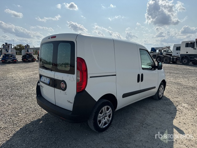 2016 Fiat Doblo Autocarro furgonato - Furgão compacto: foto 5 2016 Fiat Doblo Autocarro furgonato - Furgão compacto: foto 5