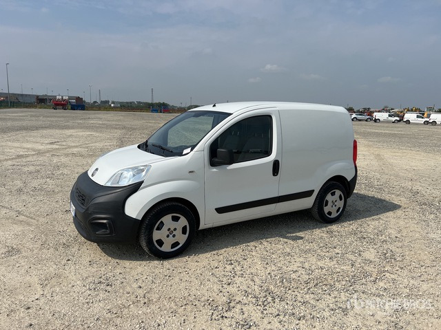 2016 Fiat Fiorino 1.3 MJT SX 16v Van Truck - Furgão compacto: foto 3 2016 Fiat Fiorino 1.3 MJT SX 16v Van Truck - Furgão compacto: foto 3
